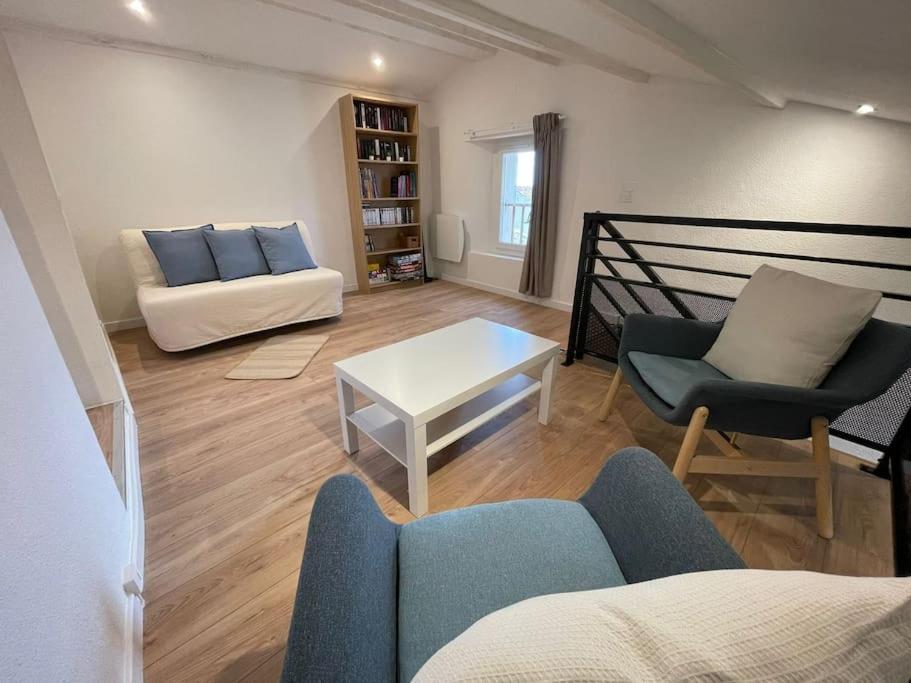شقة Duplex Sous Les Toits ريز المظهر الخارجي الصورة